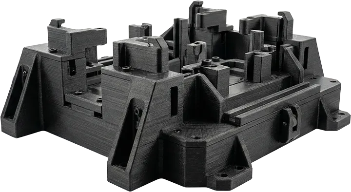 Metal parçaların yerini alan, FDM Karbon Fiber ile üretilmiş yüksek mukavemetli siyah montaj jigi ve fikstür aparatı.