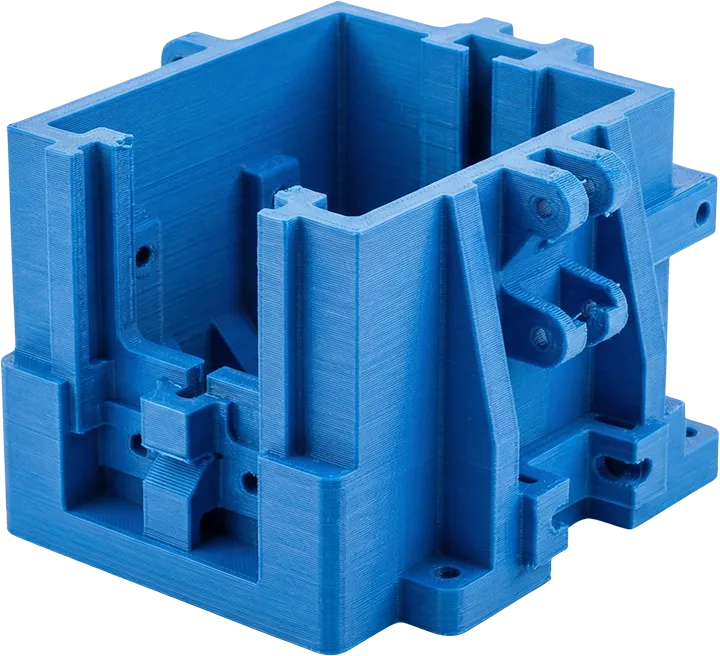 fdm-printing-industrial-assembly-jig-fixture FDM 3D baskı teknolojisi ile üretilmiş, montaj hatlarında kullanılan mavi renkli endüstriyel jig ve fikstür aparatı.